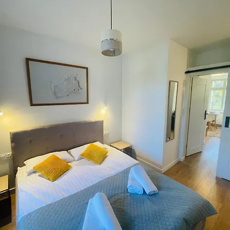 Apartment Modern 2